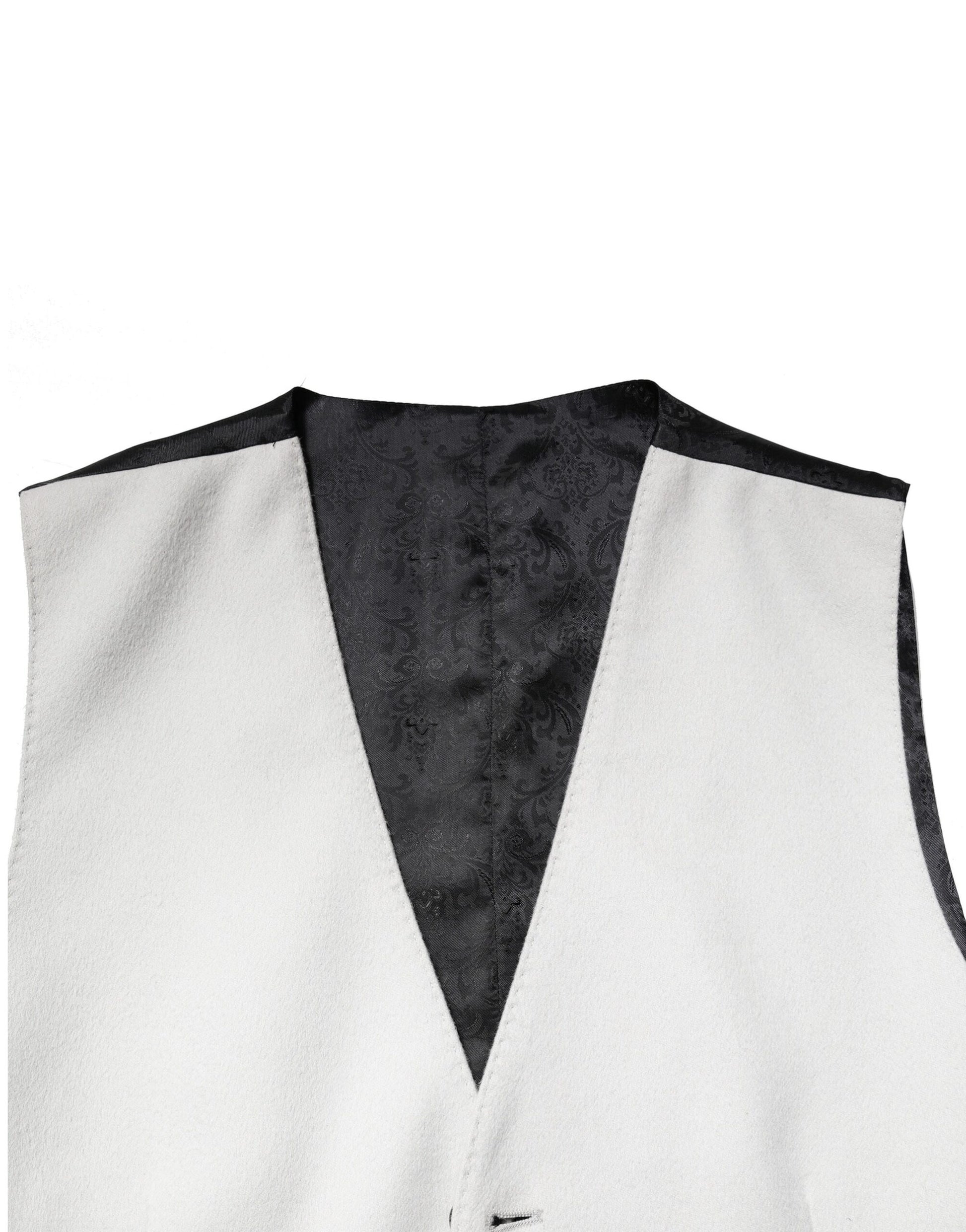 A gray wool vest with a black lapel and two pockets