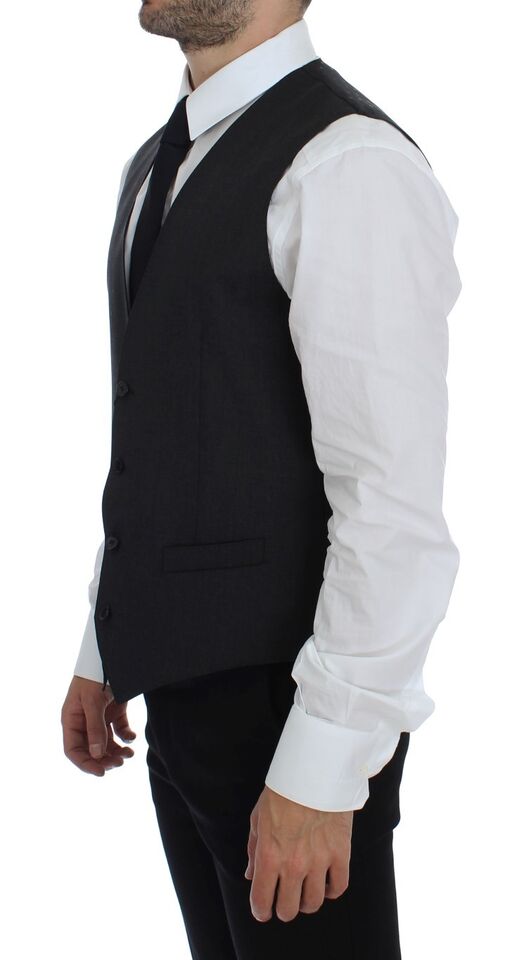 A gray wool vest with a black and white checkered pattern