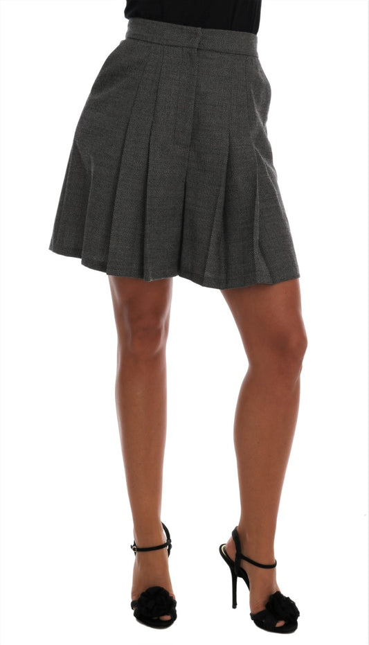 Skirt worn by a woman