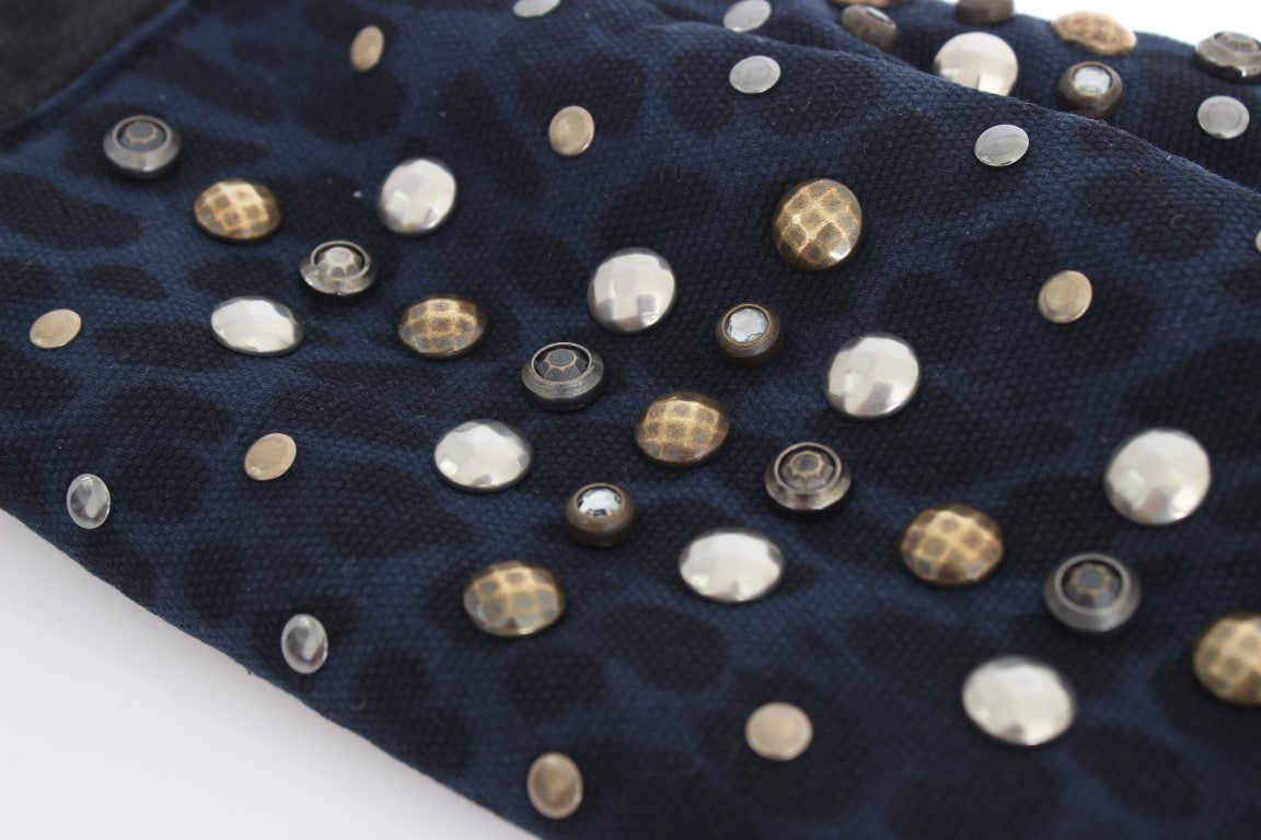Decorative fabric with sequins and buttons