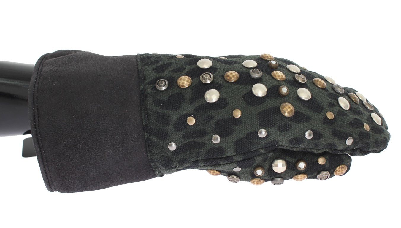 Decorative glove with sequins on top