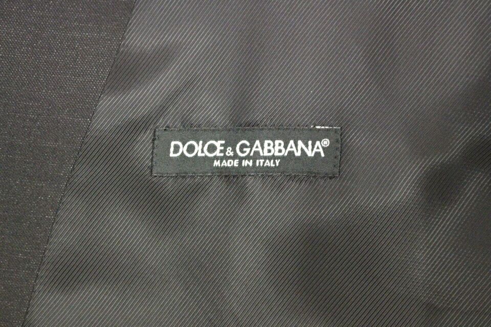A gray vest from Dolce & Gabbana made of wool and silk