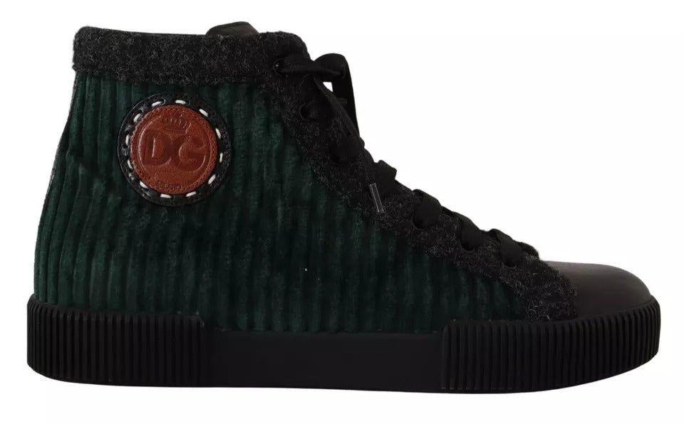 Green velvet sneaker with red button and lace eyelet