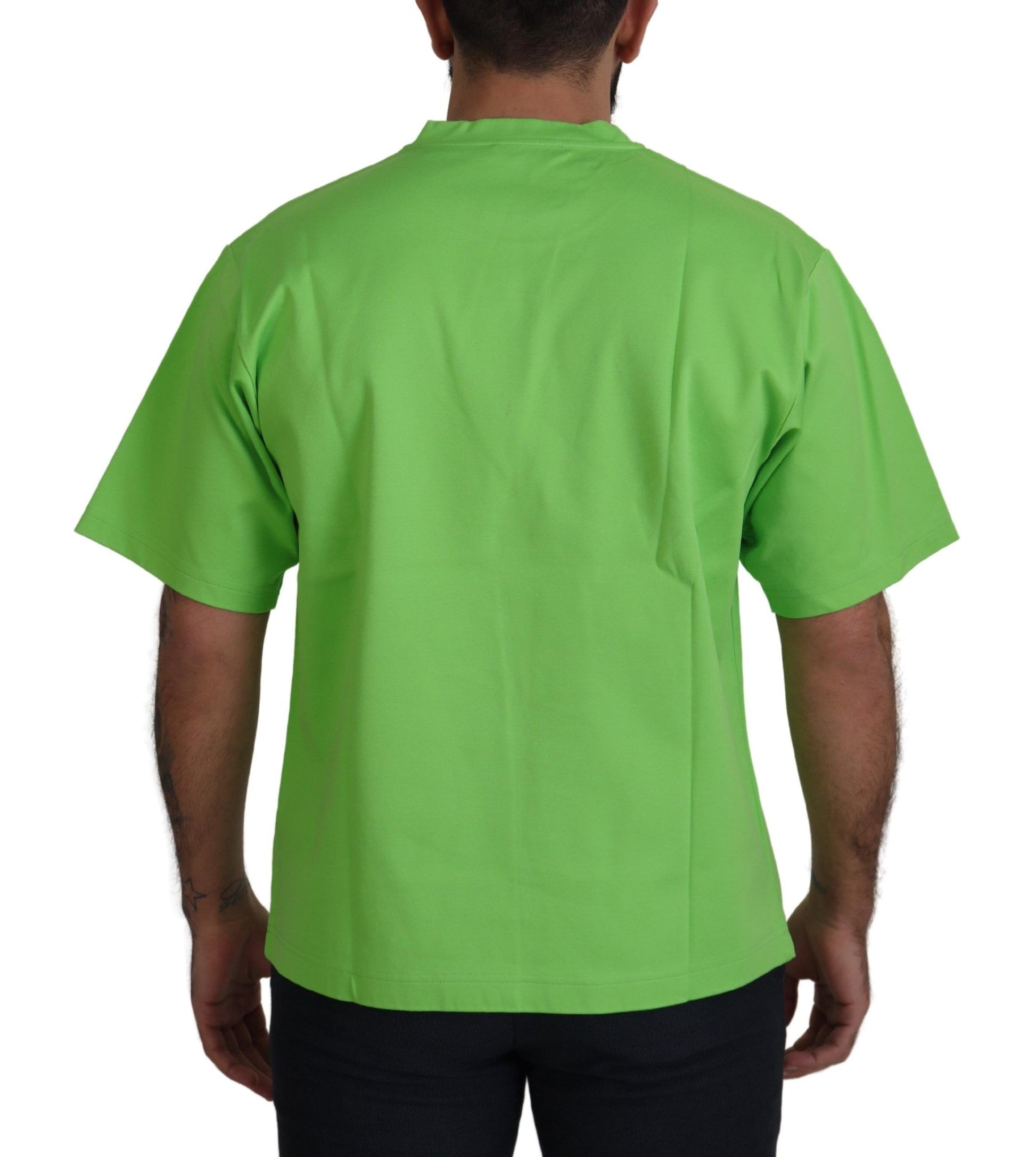 Green short sleeve shirt on a mannequin