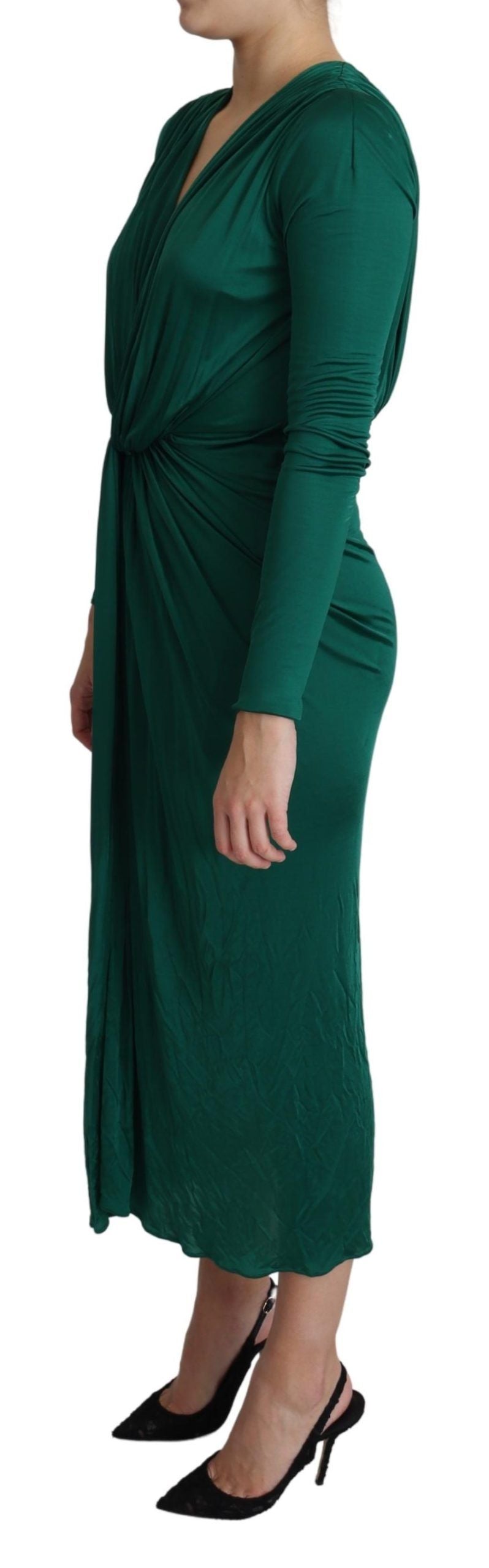 A green fitted silhouette midi dress with a viscose fabric, featuring a V-neckline and long sleeves
