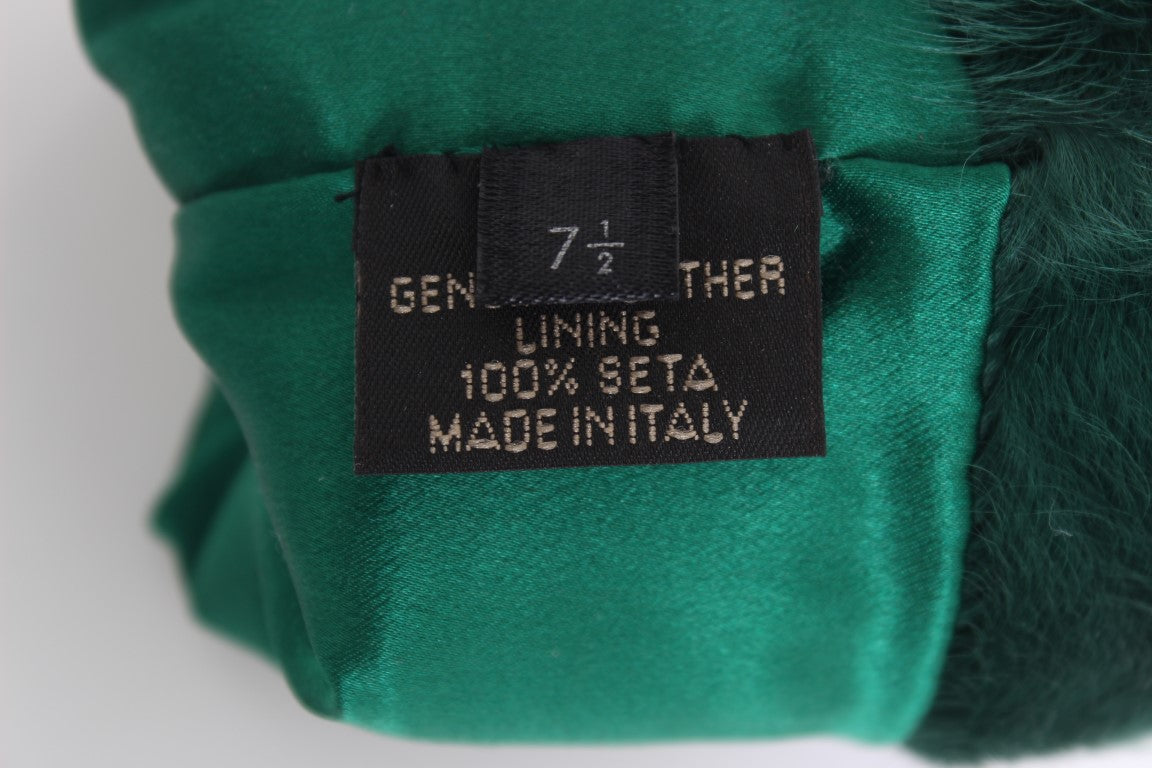 Green fabric with label indicating size 7 3/4 inches wide by 7 3/4 inches long