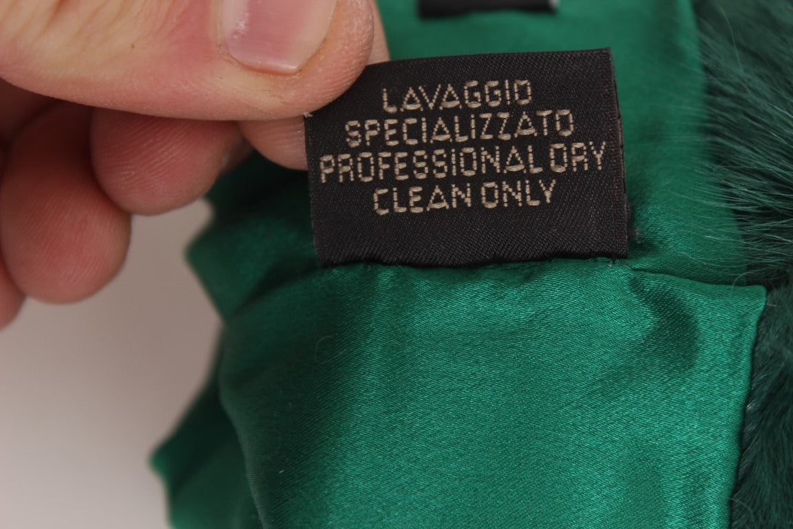Green jacket with label reading "Lavaggi Specializzati Professional Dry Cleaning Only"