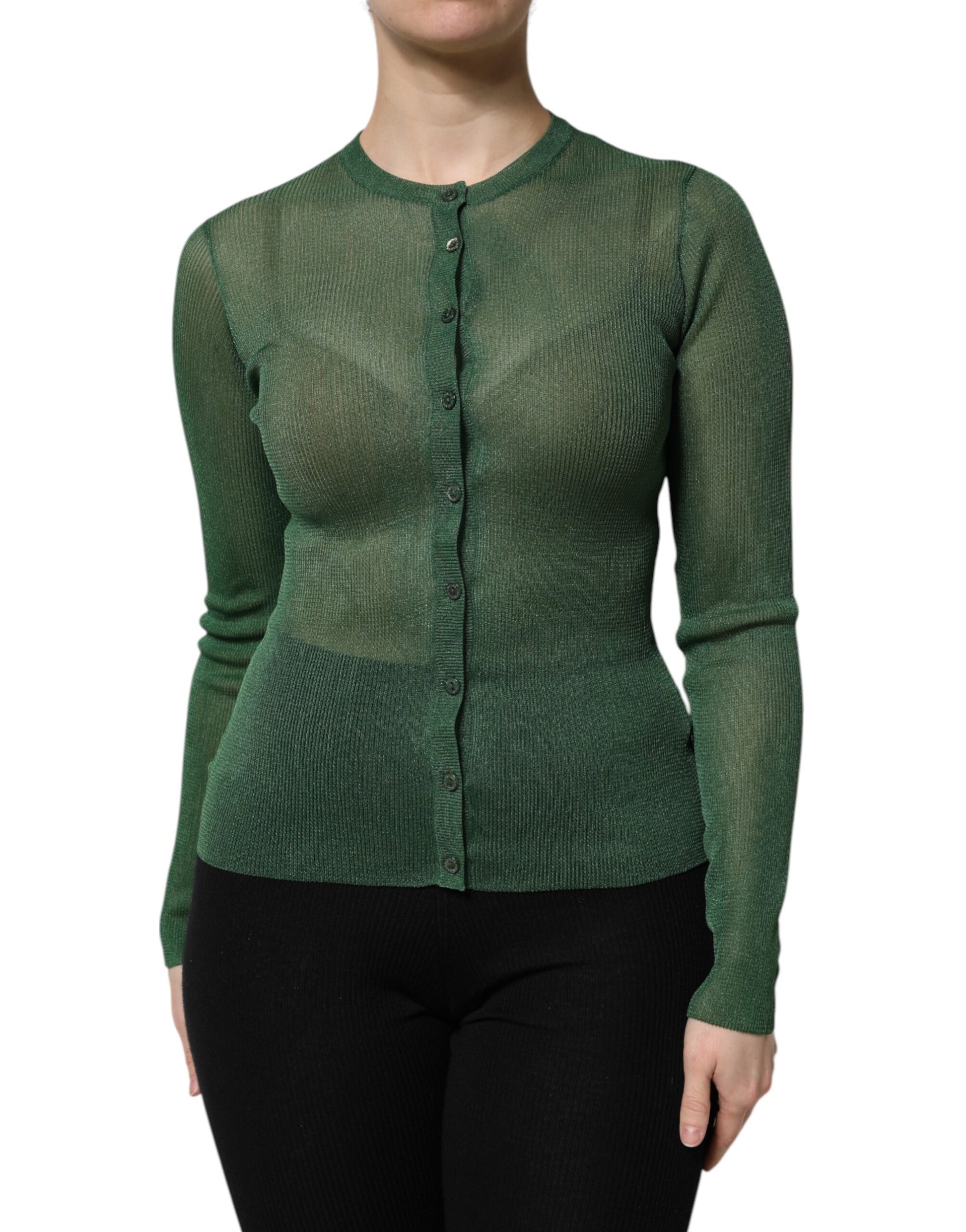 Woman wearing green knit sweater with ribbed texture