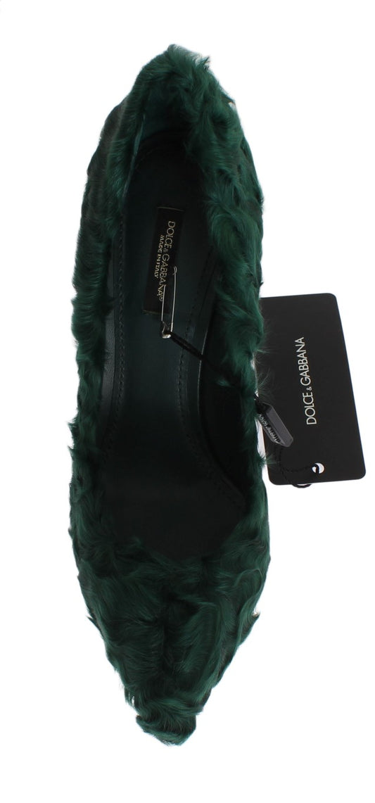 Green fuzzy fabric item with a black base