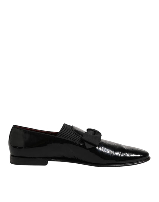 Black leather loafer shoes with silver buckle, men's formal dress shoe