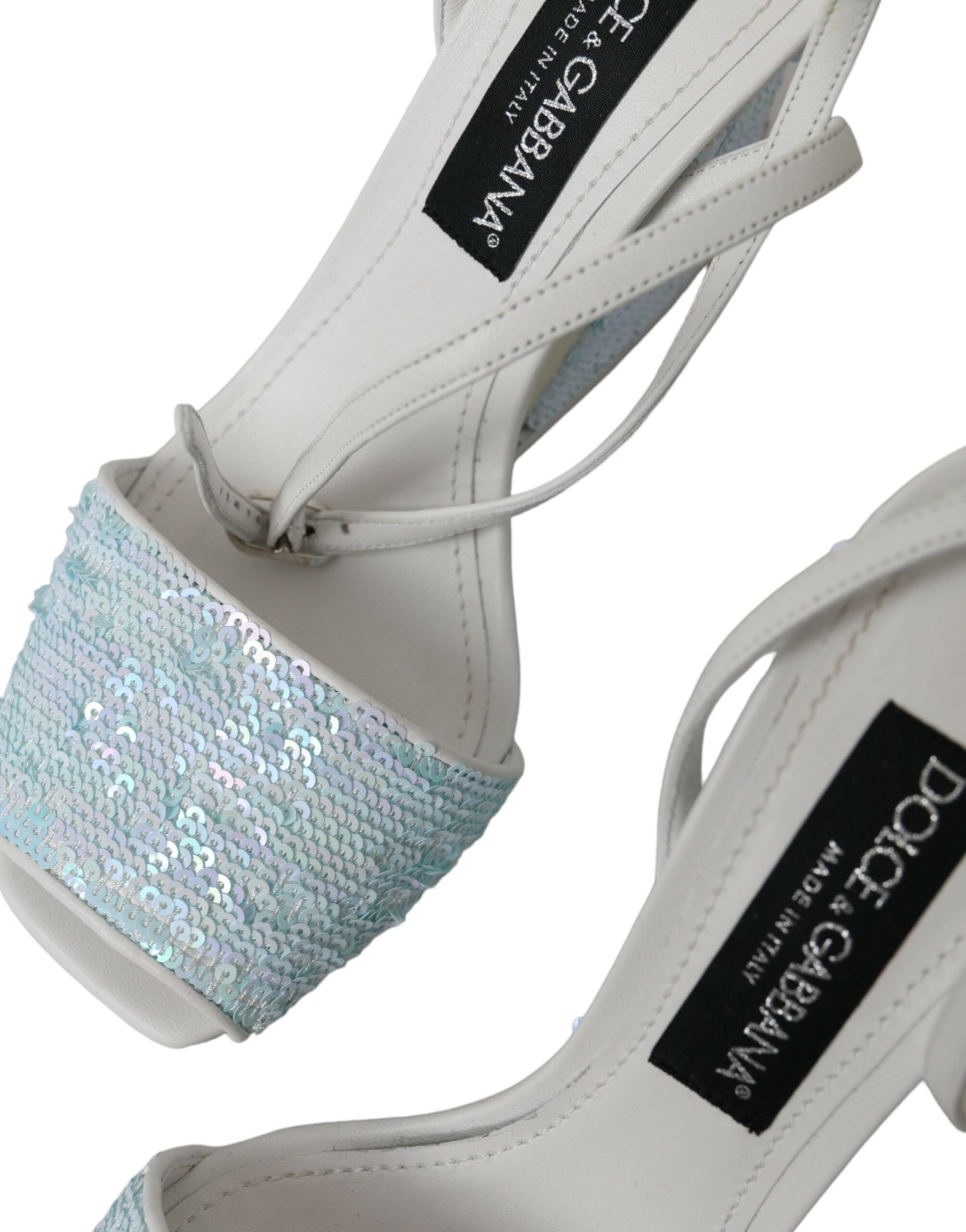 High heel shoe with glittery straps