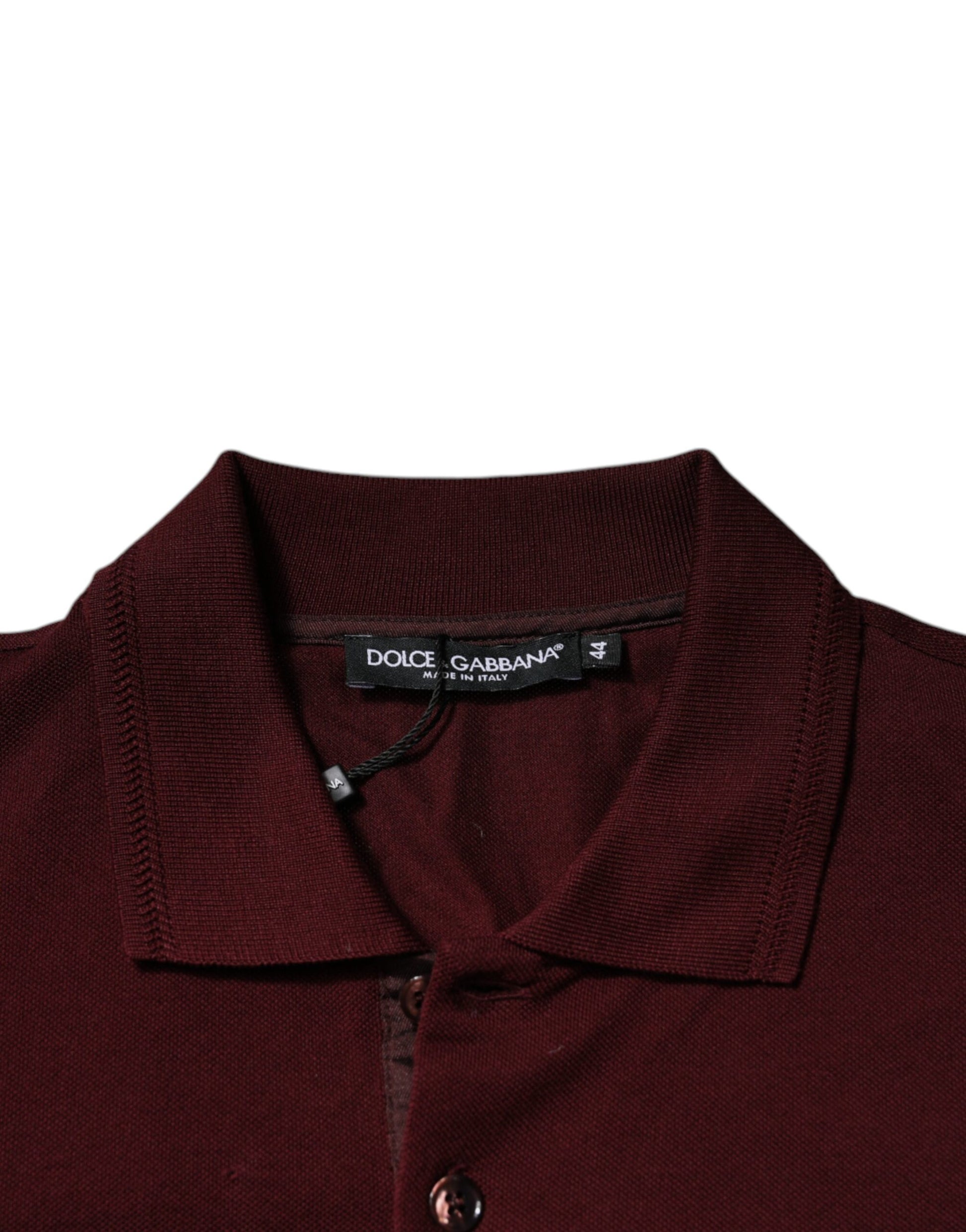 Dark red men's jacket with collar and buttoned front