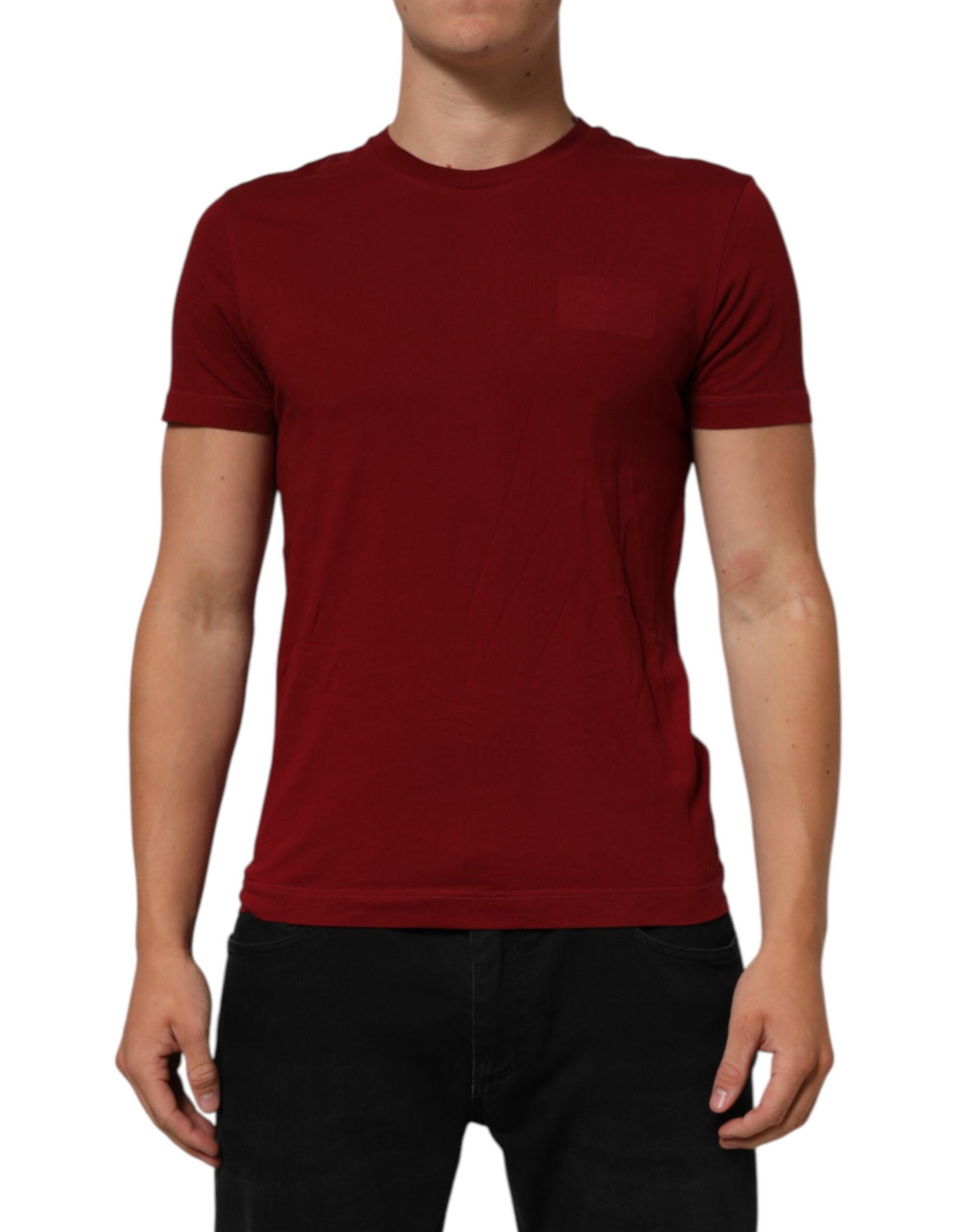 Mannequin torso in red shirt