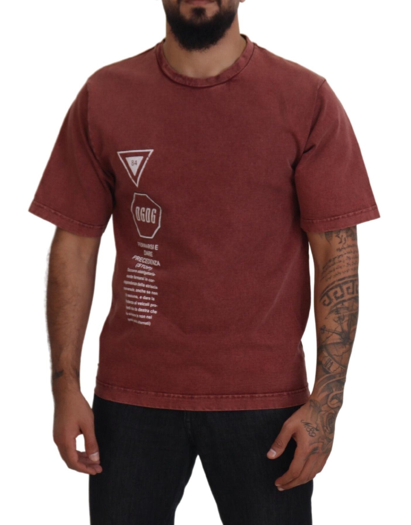 Man wearing maroon t-shirt with white logo on front
