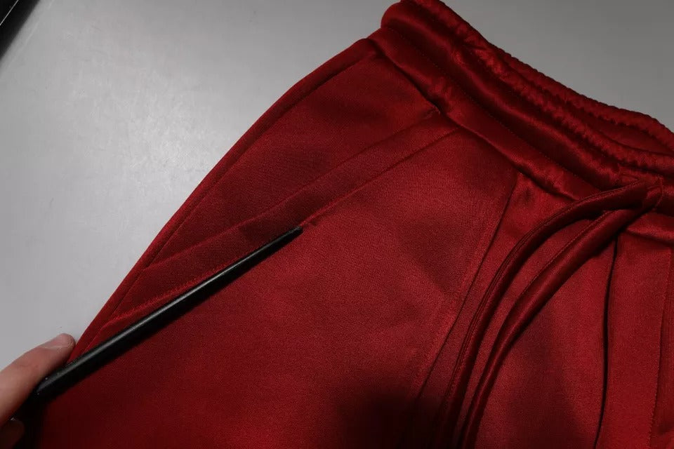 Red mid waist bermuda shorts with viscose nylon fabric