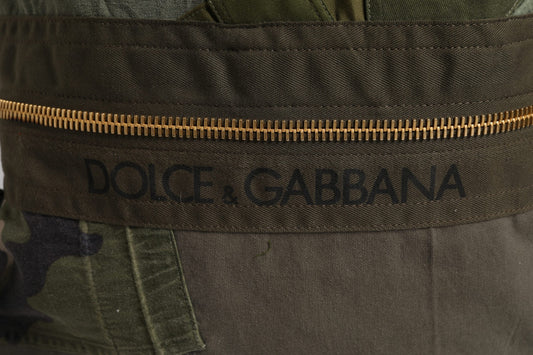Camouflage pants with brand name on waistband
