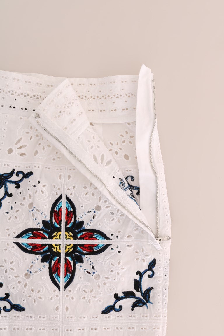 Decorative cloth with embroidery and lace detailing