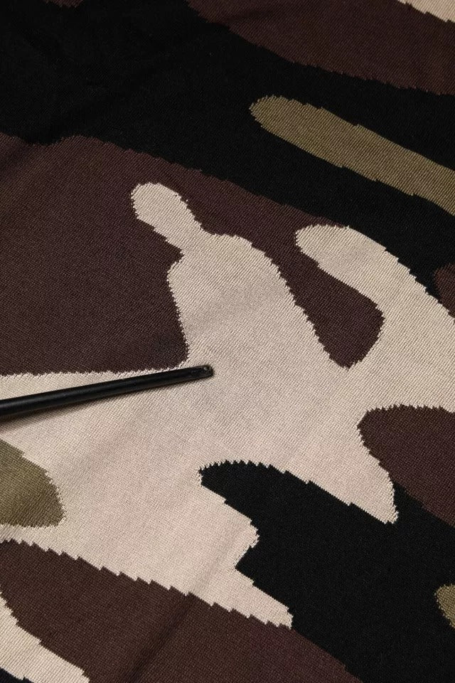Camouflage patterned fabric