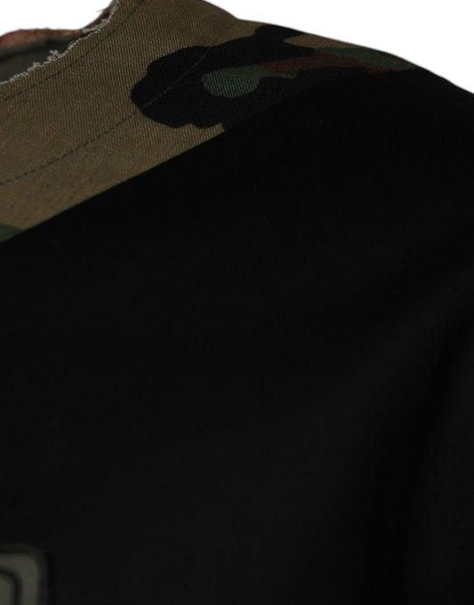 Camouflage pattern on fabric