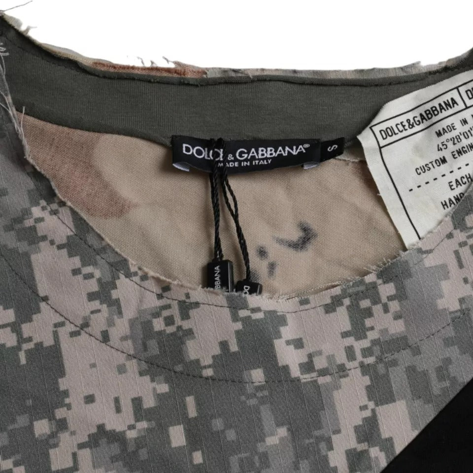 Camouflage shirt with brand label on neckline