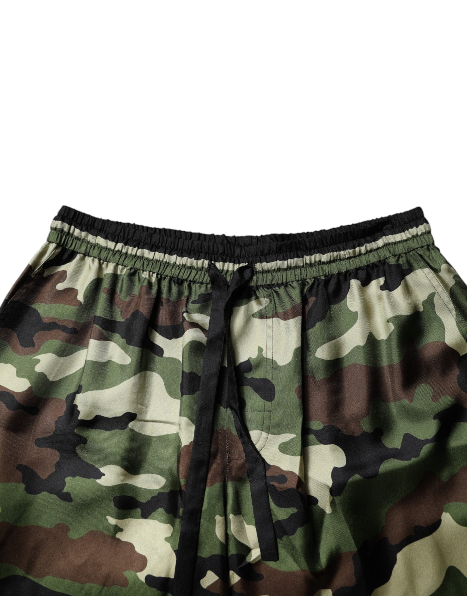 Camo shorts with drawstring waistband