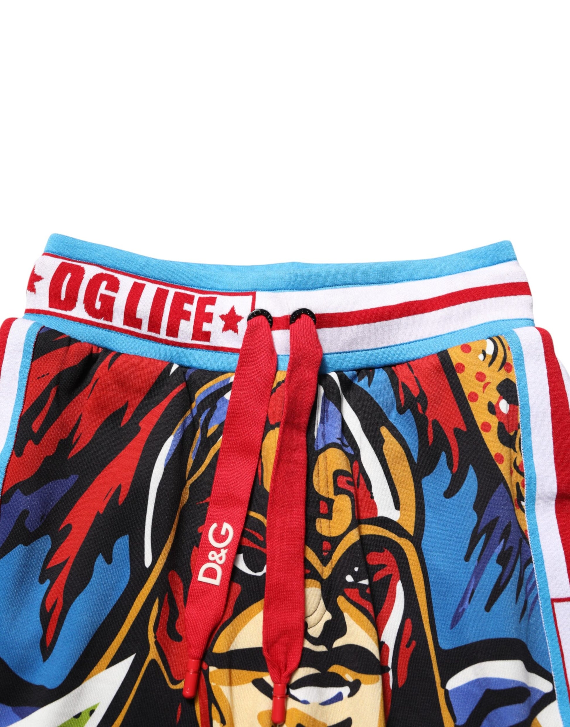 Colorful boxer shorts with Captain America design