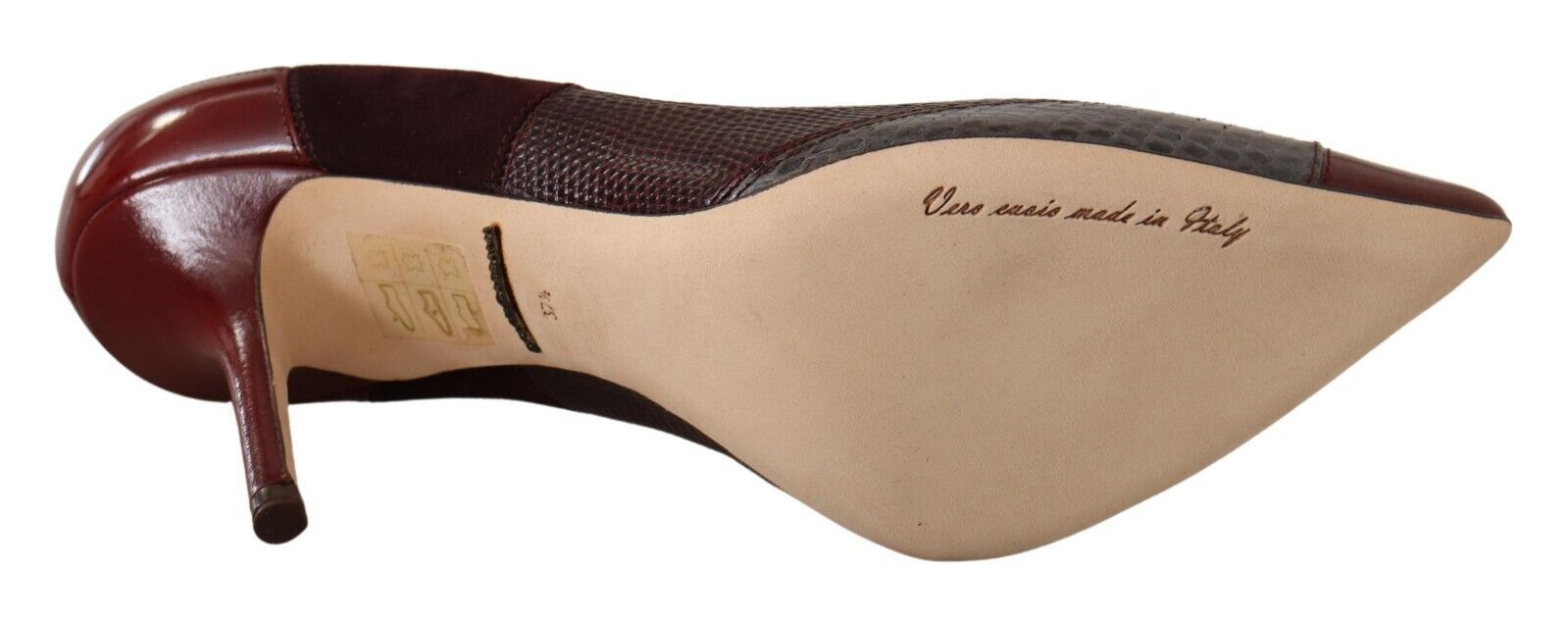 Brown leather shoe with heel and toe cap