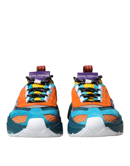 Colorful athletic shoe with laces