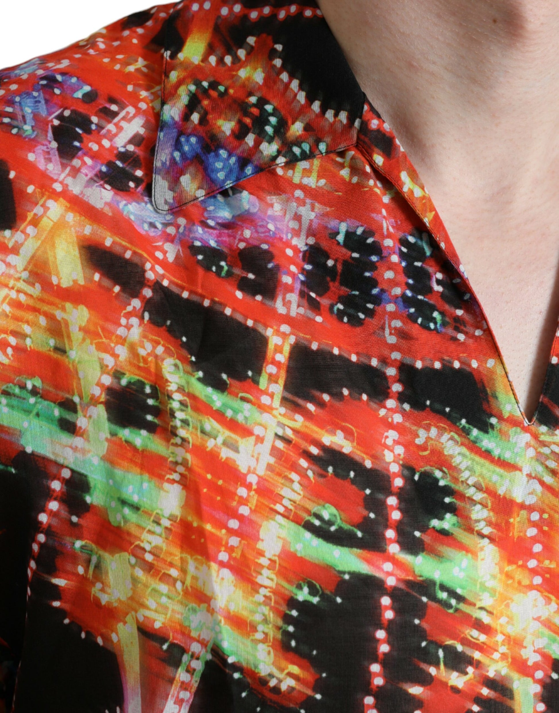 Colorful shirt with lights pattern