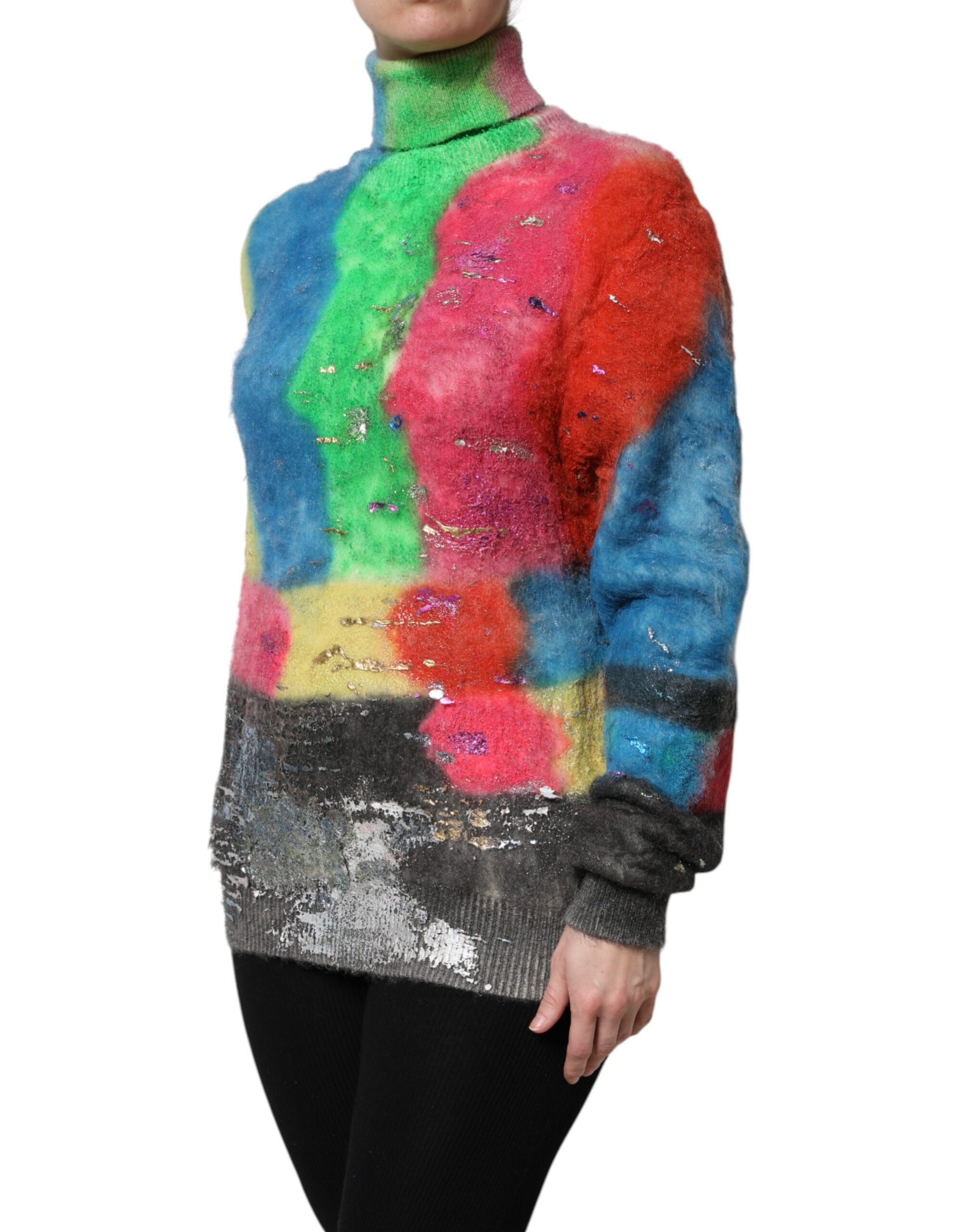 Colorful knit sweater with sequins