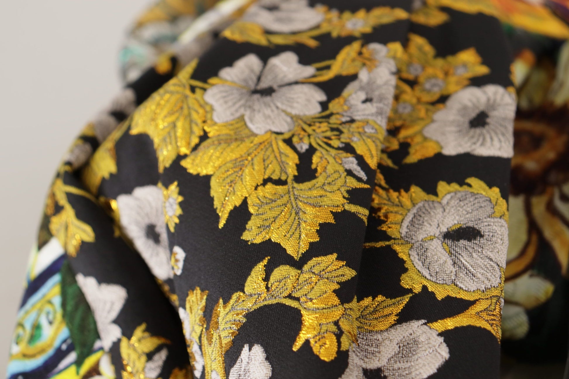 Decorative fabric with floral pattern