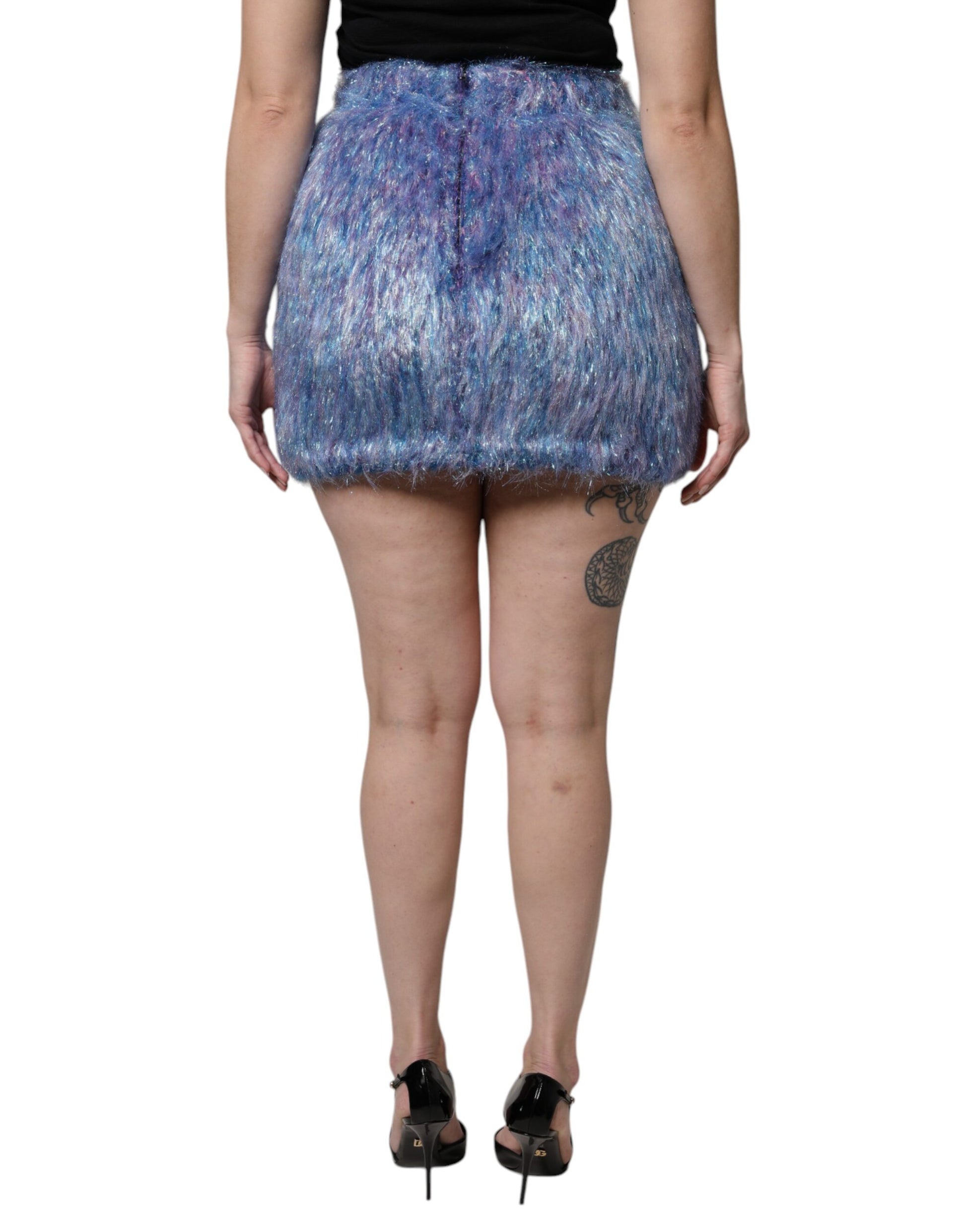 Woman wearing a short skirt with glittery fabric