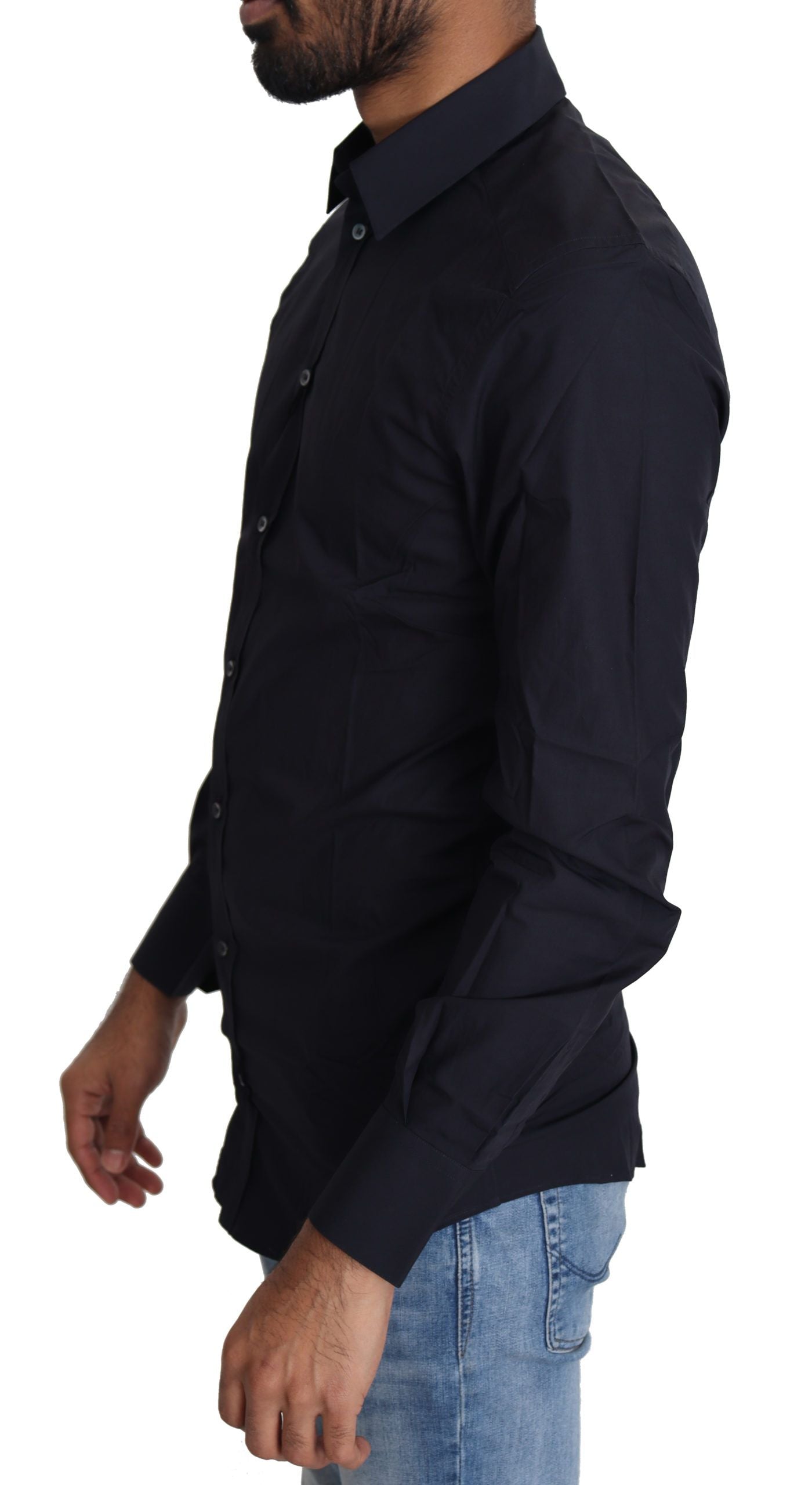 Man wearing dark shirt and jeans