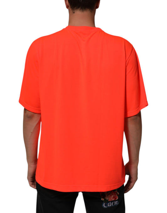 Red short sleeved shirt on a mannequin