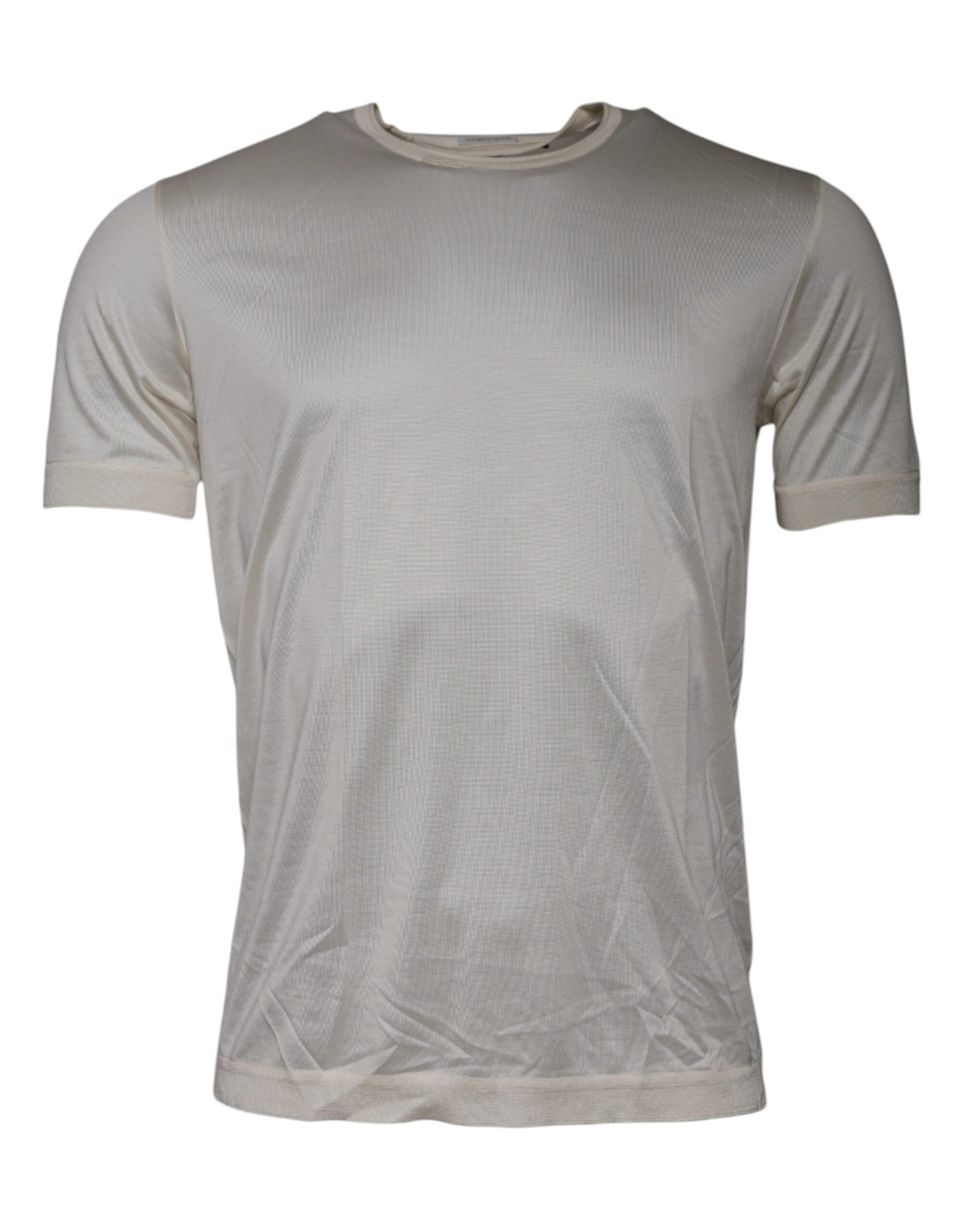 Short sleeved shirt on a mannequin
