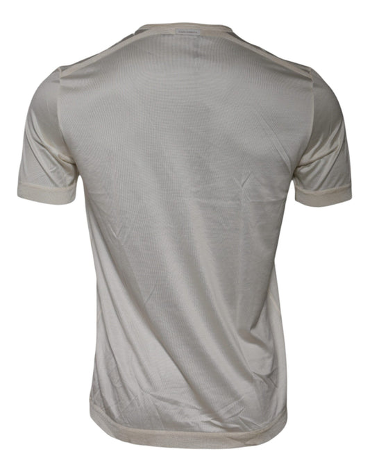 Back view of a short sleeved shirt