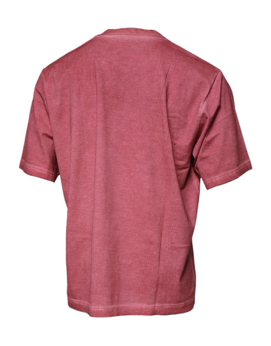 Red short sleeve shirt on a mannequin