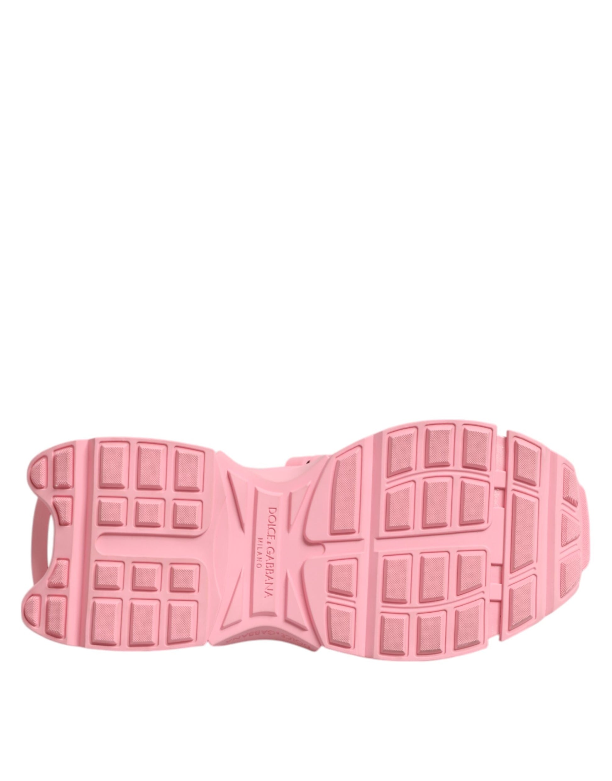 Pink women's sneaker with white sole, laces and logo