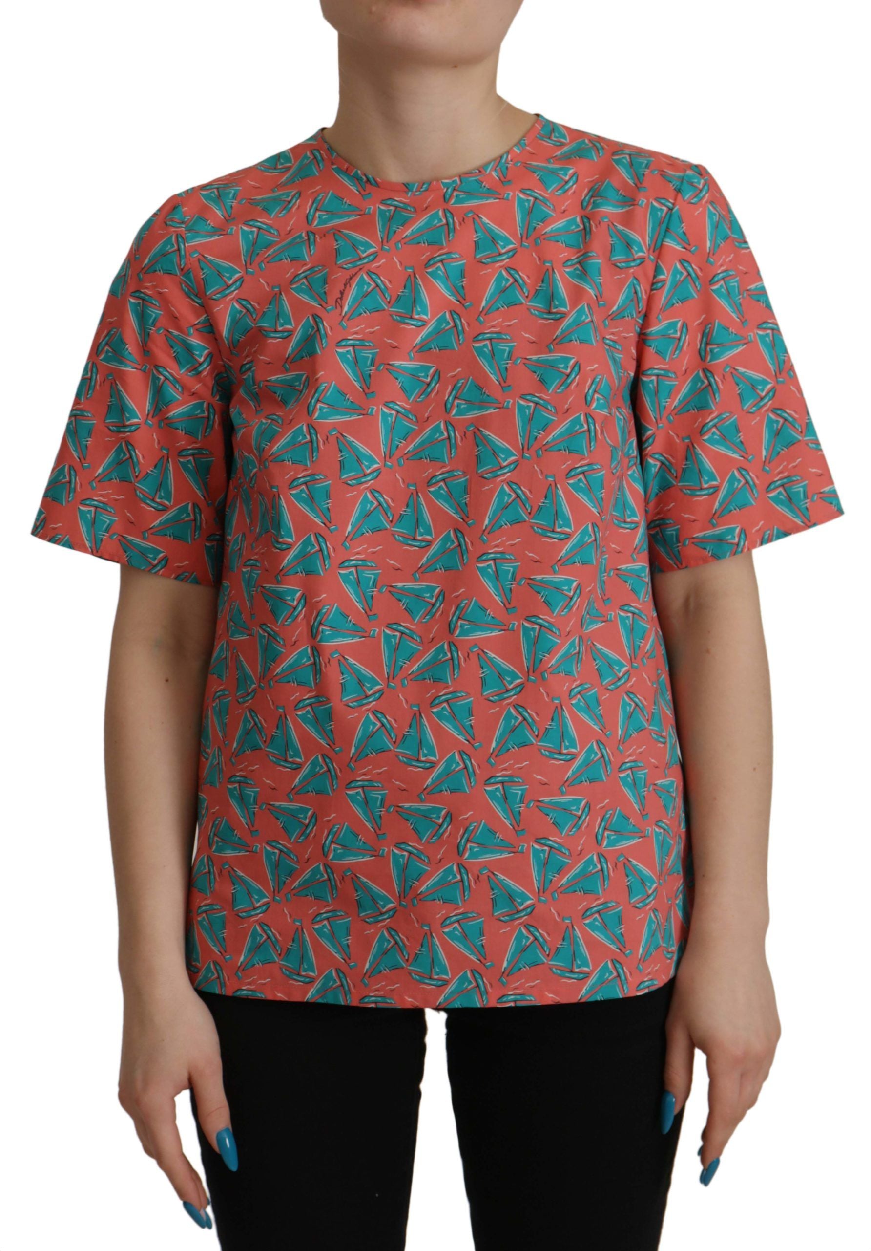 Short sleeved shirt with geometric pattern