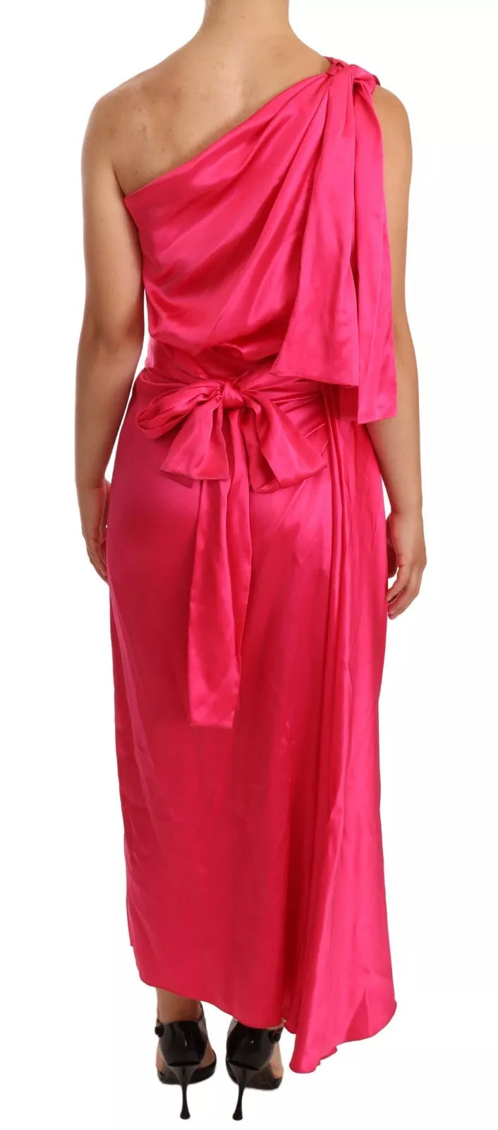 Red strapless dress on a mannequin