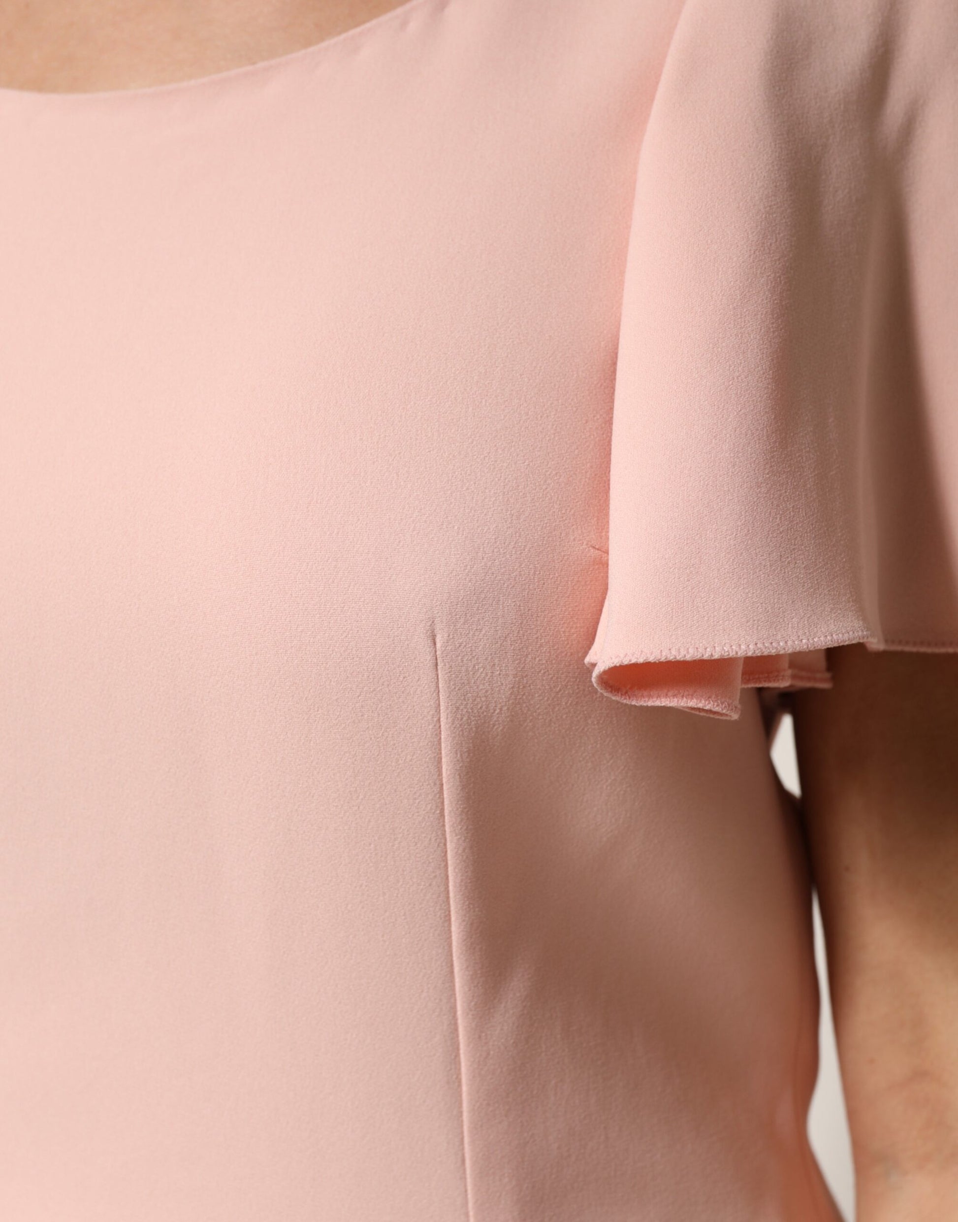 Pink blouse with ruffled sleeve