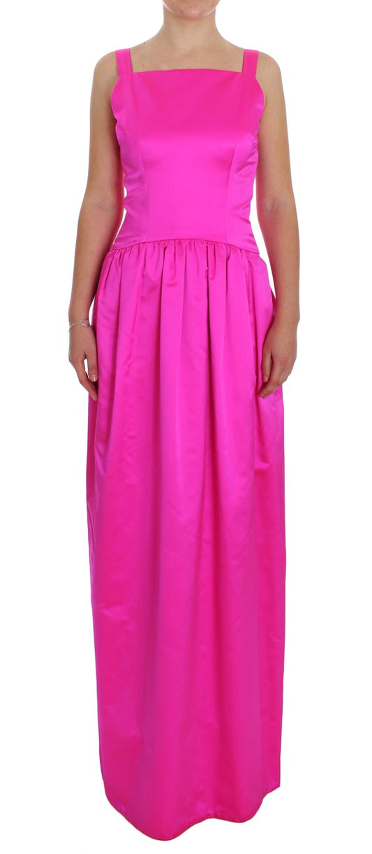 Pink flowing dress on a mannequin