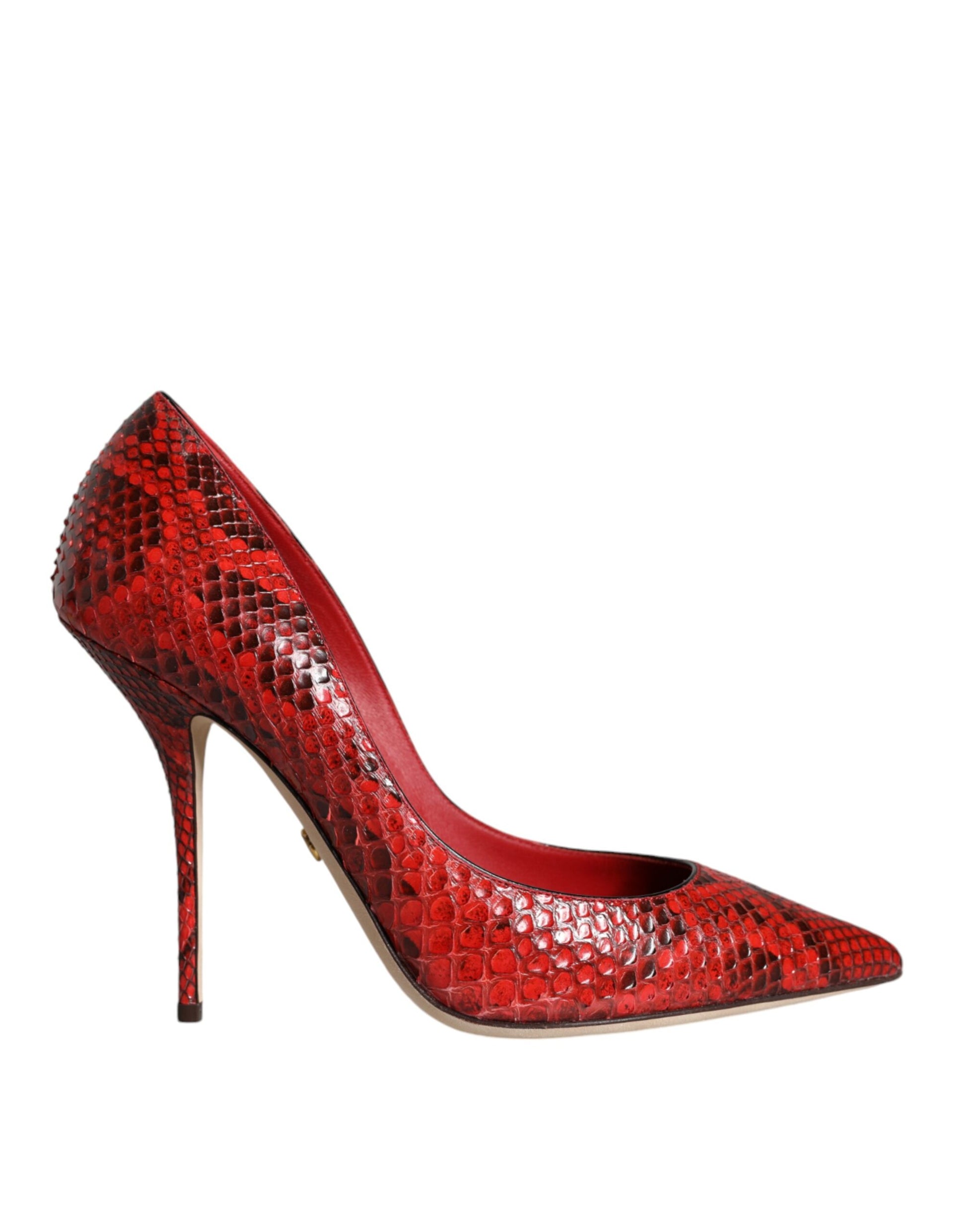 High heel red glittery shoe with pointed toe