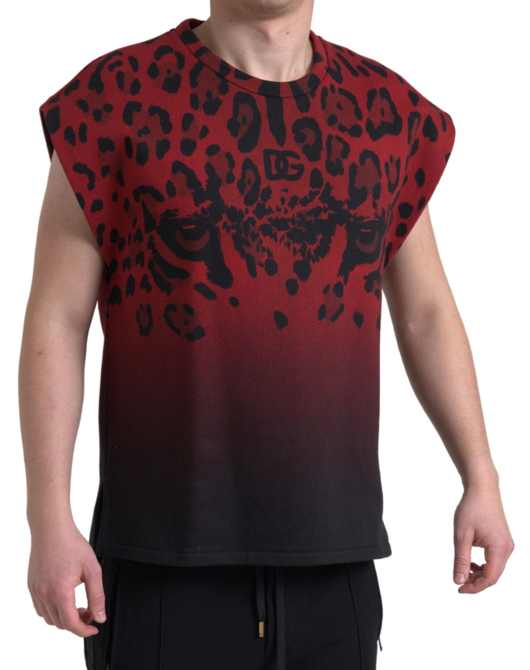 Leopard print sleeveless shirt on a mannequin