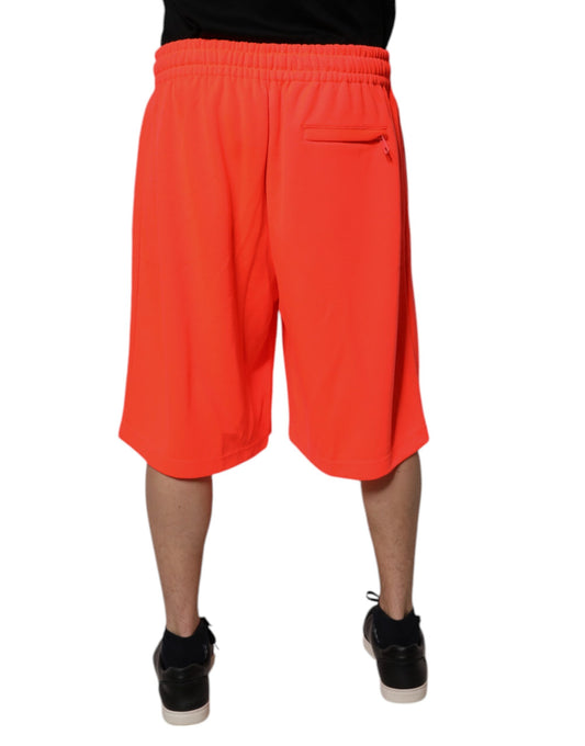 Red polyester mid waist men's bermuda shorts with side pockets and drawstring