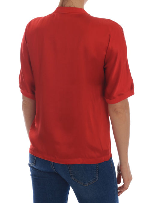 Red shirt on a person