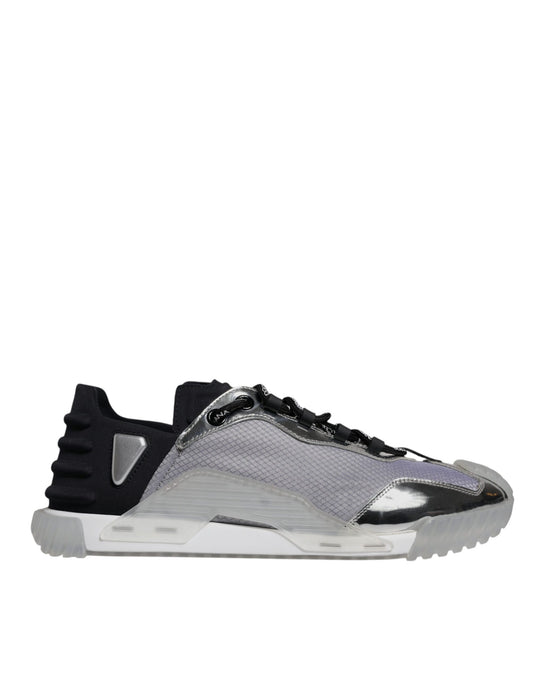 Black and white sneaker for baby