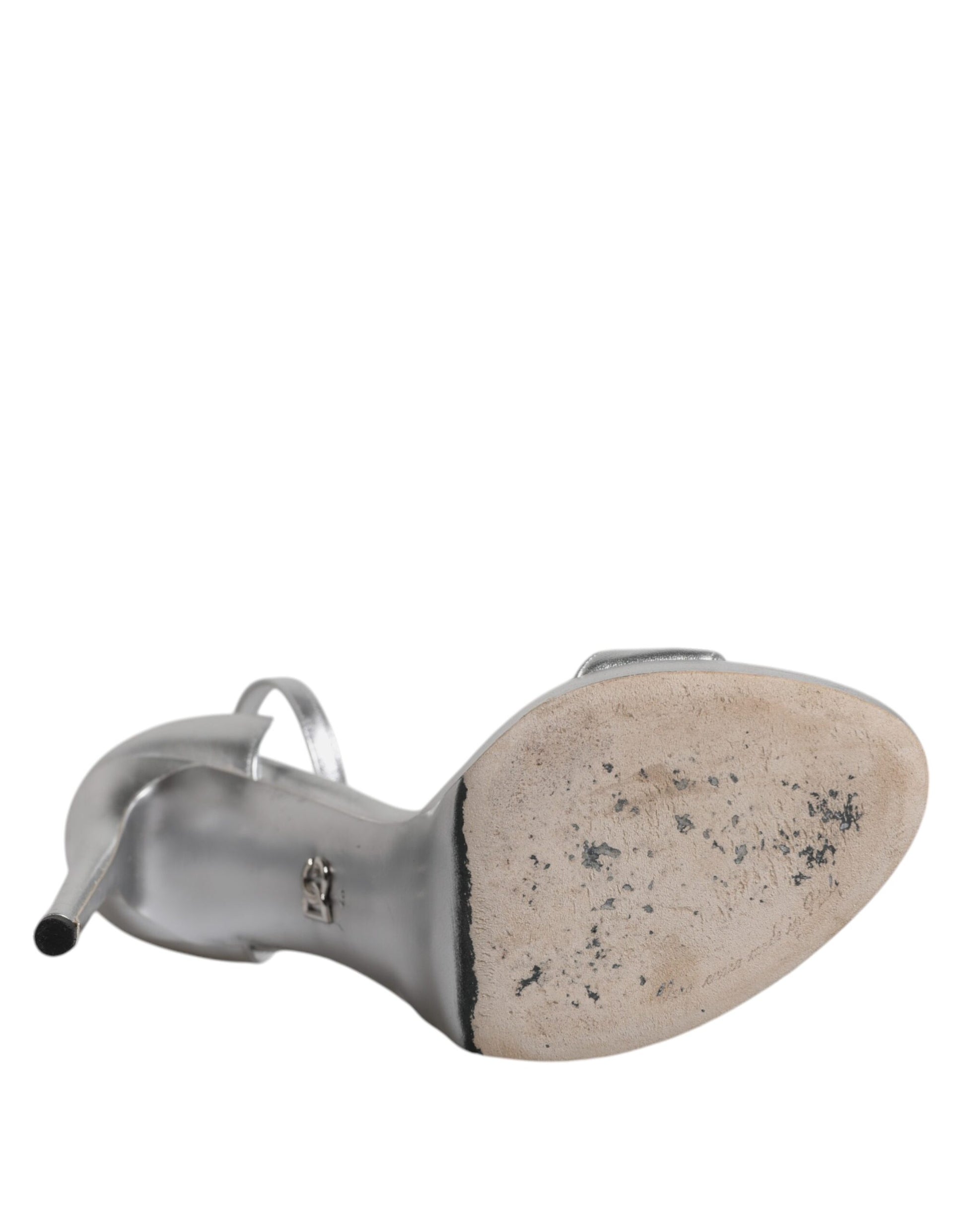 Silver metal earbuds with black cord