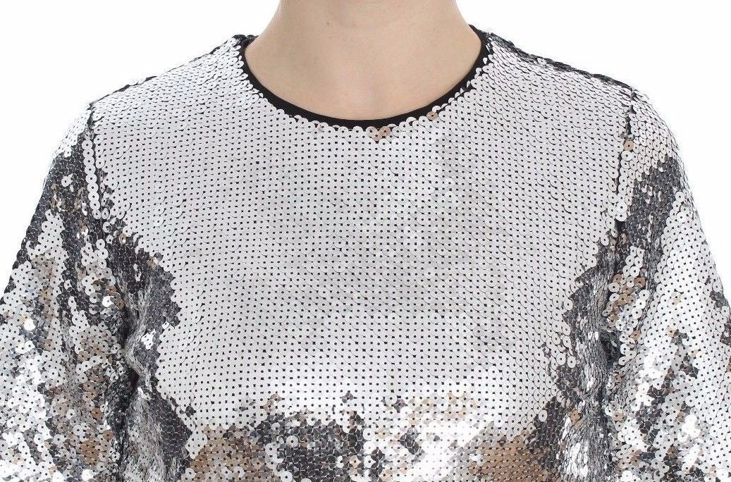 Shiny sequined top with long sleeves