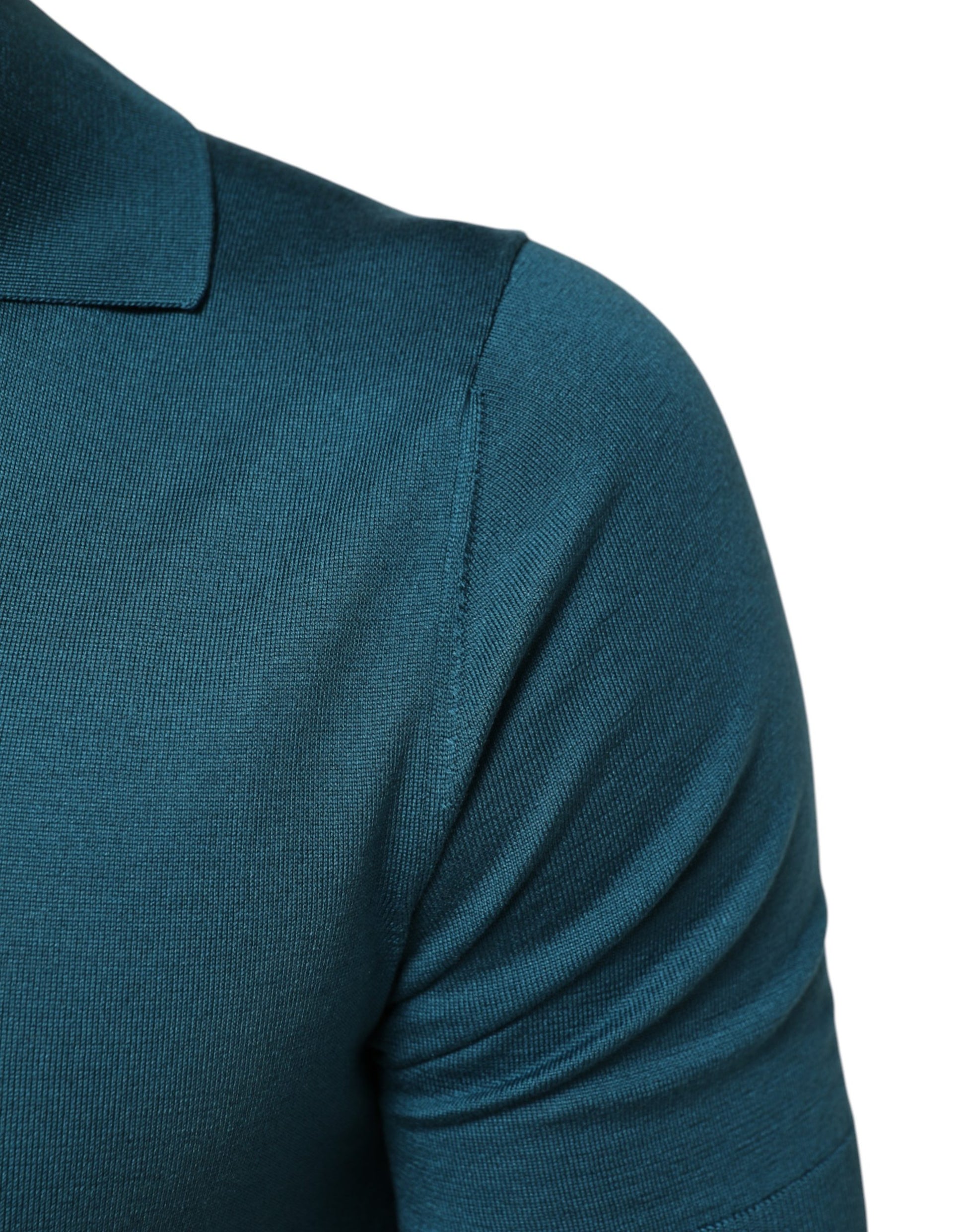 Blue short sleeve shirt on mannequin